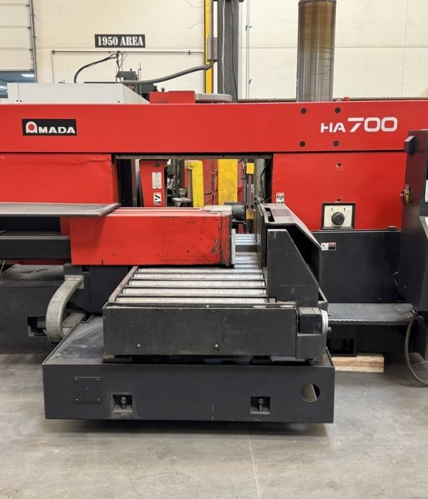 Amada-bandsaw-ha700